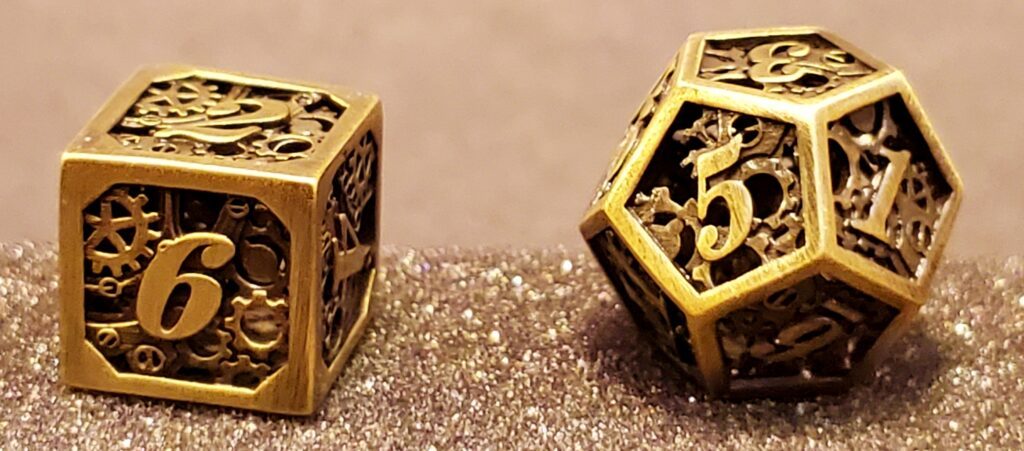 Steampunk Hollow 7-Piece Dice Set - Gold | Kessel Run Games Inc. 